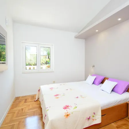 Mornar-1 By Interhome Trogir