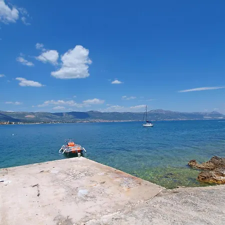 Appartement Mornar-1 By Interhome