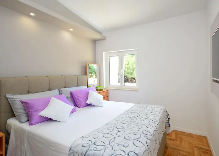 Mornar-1 By Interhome Апартаменты