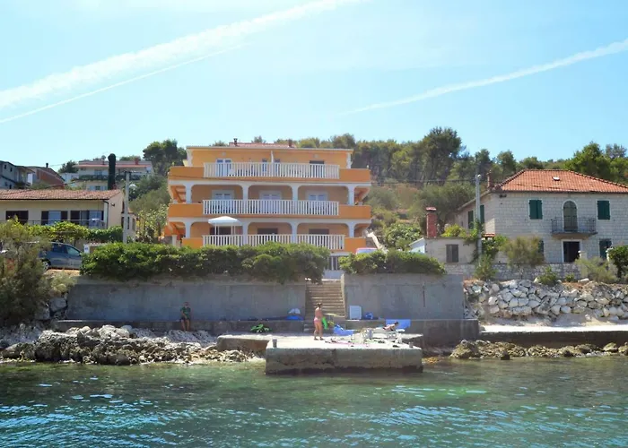 Апартаменты Mornar-1 By Interhome Трогир